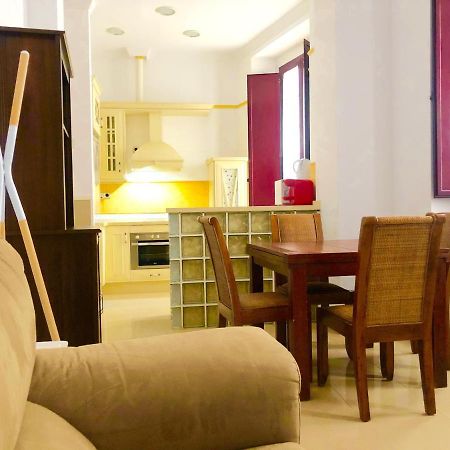 Arenal Suite - 1 Dormtitorio Севилья Экстерьер фото