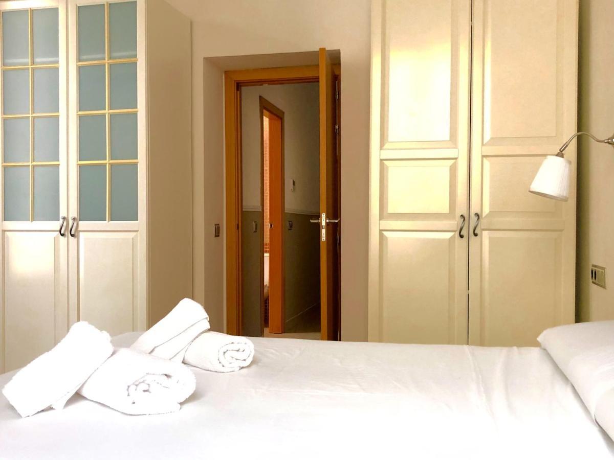 Arenal Suite - 1 Dormtitorio Севилья Экстерьер фото